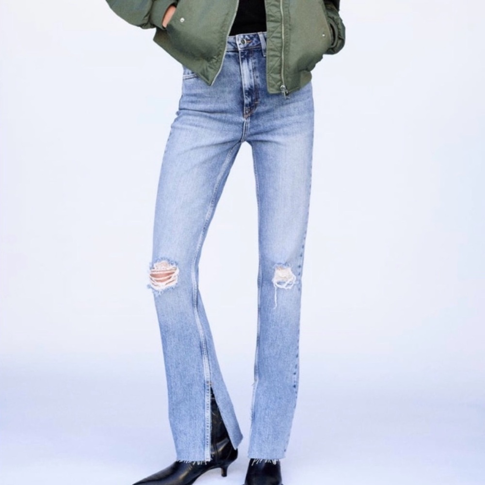 Zara Light Blue High Rise Flared Slim Fit Z1975 Jeans Size 32 (US 14)